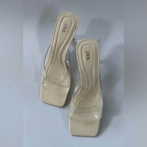 Zara Women's Cream Heeled Mules